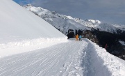 04 Verso il Cedrino. Notare l'altezza della neve rispetto lo sciatore...